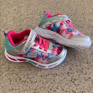 Girls light up sneakers